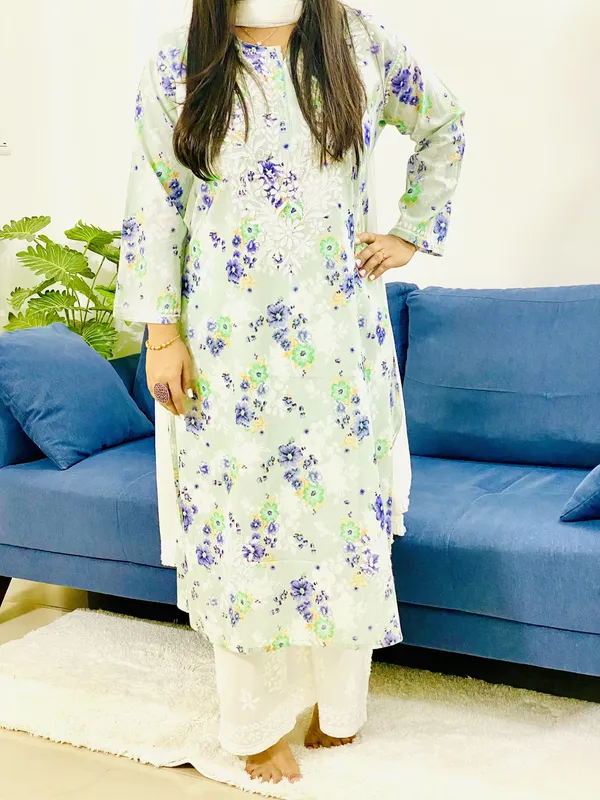Mulmul Chikankari Hand Embroidered Women's Floral Long Kurta